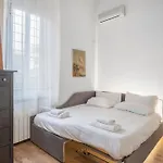 L\'Arte Dei Sogni Apartment With Terrace- Trastevere District